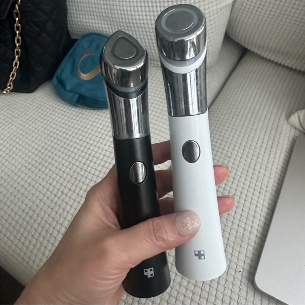 2 barely used medicube devices in great condition